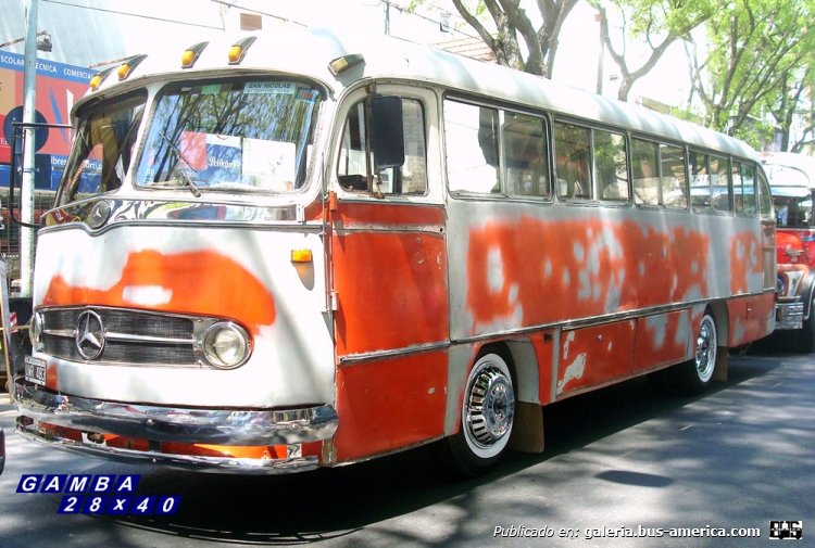 Mercedes-Benz O-321 H (en Argentina) 
B 1852969 - UWR 483

Colección: Gamba 28x40

http://galeria.bus-america.com/displayimage.php?pid=33054
http://galeria.bus-america.com/displayimage.php?pid=34475
Palabras clave: Gamba / chancha