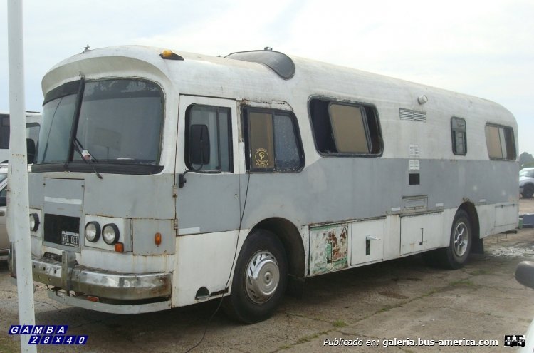 Mercedes-Benz LO 1112 (Frontalizado) - Caseros
B 288567 - WRA 081

Colección: Gamba 28x40
Palabras clave: Gamba / Larga