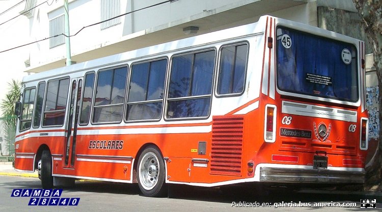 Mercedes-Benz OH 1115 - La Favorita - Escolar
DZD 569

Colección: Gamba 28x40
Palabras clave: Gamba / esc