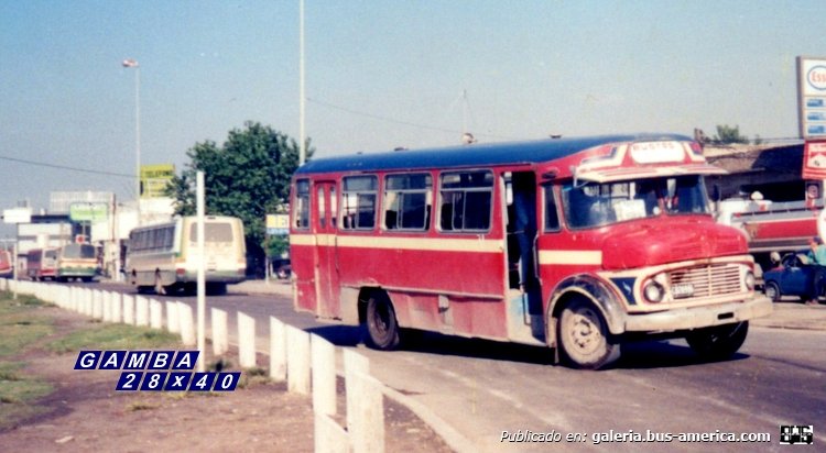 Mercedes-Benz LO 1114 - El Indio 
C.826556

Línea ¿? (Pdo.L. Zamora - no autorizada)
Ex línea ¿506? (Pdo.Alte.Brown)
Ex línea 51 (Buenos Aires), interno 58

Fotografía: Osvaldo Abner
Gestión: Pablo Olguín
Palabras clave: Gamba / Indio