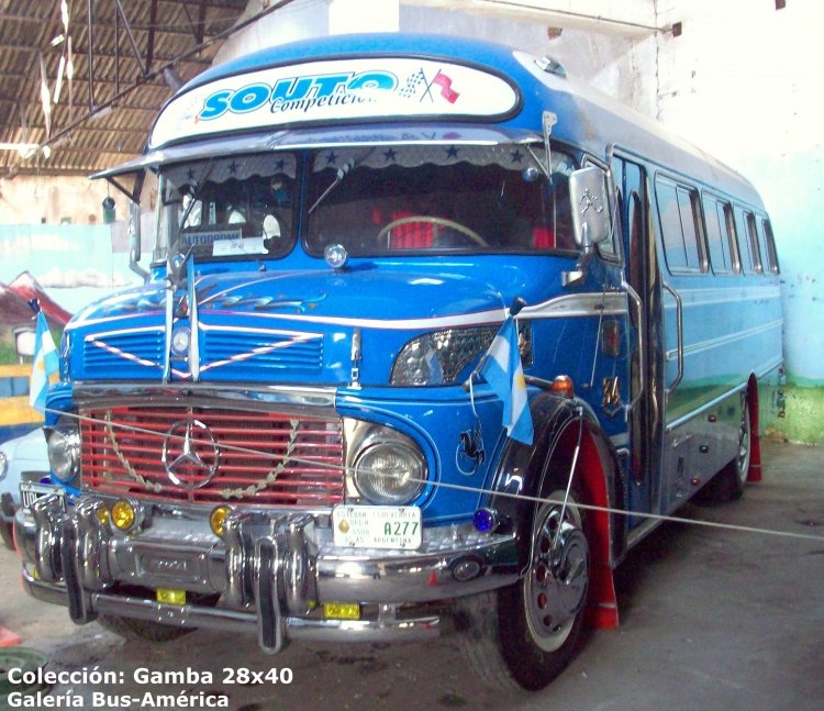 Mercedes-Benz LO 1112 - Biglia - Souto Competición
B 847941 - UDL 324

Colección: Gamba 28x40

http://galeria.bus-america.com/displayimage.php?pid=14426
http://galeria.bus-america.com/displayimage.php?pid=36204
http://galeria.bus-america.com/displayimage.php?pid=36205
Palabras clave: Gamba / 1112
