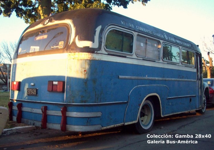 Bedford J6LZ1 - Berlingieri - Particular
C 373426 - VTV 769
Otra vista de este coche, se aprecian los deterioros

Colección: Gamba 28x40

http://galeria.bus-america.com/displayimage.php?pid=15180
http://galeria.bus-america.com/displayimage.php?pid=15181
http://galeria.bus-america.com/displayimage.php?pid=31577
http://galeria.bus-america.com/displayimage.php?pid=35175
Palabras clave: Gamba / 6