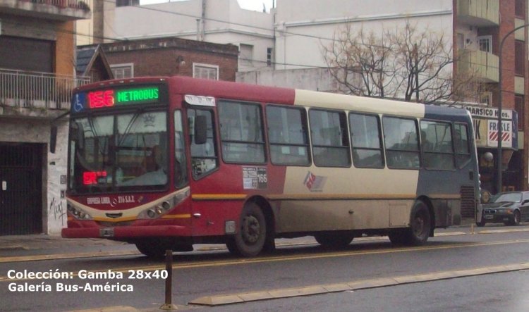 Mercedes-Benz OH 1618 L - Metalpar - Línea 216
Línea 166 - Interno 33
Prefiero las papeletas de Plaza, no mienten, la cartelera electrónica de este coche dice "Metrobus", la gilada llama así a las líneas que circulan por un carril exclusivo

Colección: Gamba 28x40
Palabras clave: Gamba / 166