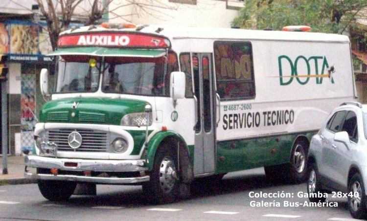 Mercedes-Benz LO 1114 - El Detalle - D.O.T.A.
C 1405814 - TNE 054
Línea 28 - Auxilio

Colección: Gamba 28x40

http://galeria.bus-america.com/displayimage.php?pid=32151
http://galeria.bus-america.com/displayimage.php?pid=32585
http://galeria.bus-america.com/displayimage.php?pid=39812
Palabras clave: Gamba / 28