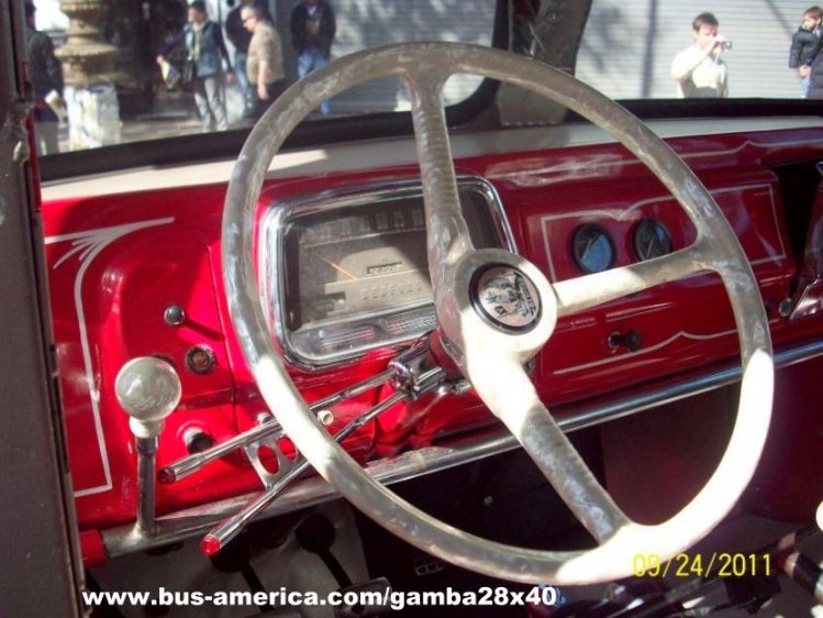 Bedford J6LZ1 - El Detalle - Callao
X 030683 - VRK 439
El Detalle Bedford (vista del tablero de instrumentos)

http://galeria.bus-america.com/displayimage.php?pos=-12740
http://galeria.bus-america.com/displayimage.php?pos=-14528
http://galeria.bus-america.com/displayimage.php?pos=-20959
http://galeria.bus-america.com/displayimage.php?pid=26682
http://galeria.bus-america.com/displayimage.php?pid=28217
http://galeria.bus-america.com/displayimage.php?pid=40350
Palabras clave: Gamba / 12