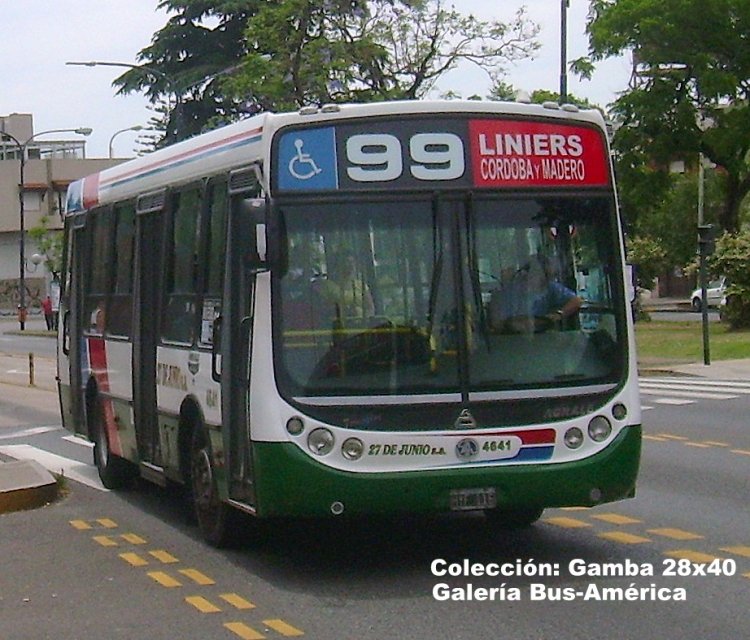 Agrale MT 12 - Metalpar - 27 De Junio
HYF 116
Línea 99 - Interno 4641
Esta línea centenaria, fue tranviaria en sus comienzos, desde
que la conozco ha cambiado varias veces su cabecera oeste, 
pero nunca la correspondiente al punto este, lugar al que rara 
vez se acercó, Plaza de Mayo, era un destino mentiroso, hoy 
podemos apreciar el último diseño de su cartel de destinos:
Liniers-Córdoba y Madero, el cual es el real

Colección: Gamba 28x40
Palabras clave: Gamba / 99