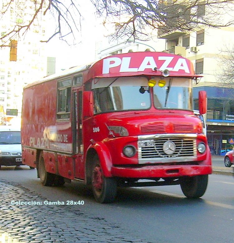 Mercedes-Benz LO 1114 - Ei-Var - Plaza
B 2139400 - UMG 821 
Interno 506 - Servicio de mantenimiento

Colección: Gamba 28x40

http://galeria.bus-america.com/displayimage.php?pid=30414
Palabras clave: Gamba / Plaza