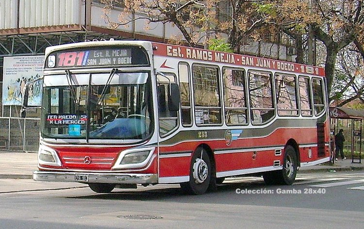 Mercedes-Benz OH 1115 L - Italbus - Siglo XXI
EYA 913
Línea 181 - Interno 253

http://galeria.bus-america.com/displayimage.php?pos=-24194
http://galeria.bus-america.com/displayimage.php?pid=38018
http://galeria.bus-america.com/displayimage.php?pid=38245
http://galeria.bus-america.com/displayimage.php?pid=40316
Palabras clave: Gamba / 181