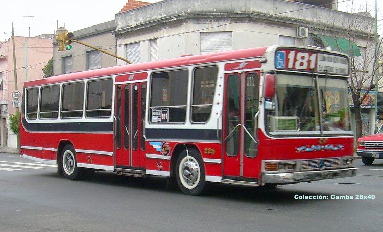 Mercedes-Benz OH 1521 L - Ei-Var - Siglo XXI
DJC 605
Línea 181 - Interno 225

Colección: Gamba 28x40
http://galeria.bus-america.com/displayimage.php?pos=-25817
http://galeria.bus-america.com/displayimage.php?pid=29619
http://galeria.bus-america.com/displayimage.php?pid=40678
Palabras clave: Gamba / 181