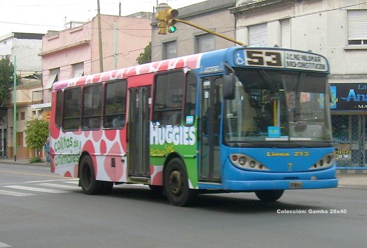 Mercedes-Benz OH 1115 - Corwin - Línea 213
Línea 53 - Interno 7
Colectivo que vende pañales....

Colección: Gamba 28x40
Palabras clave: Gamba / 53