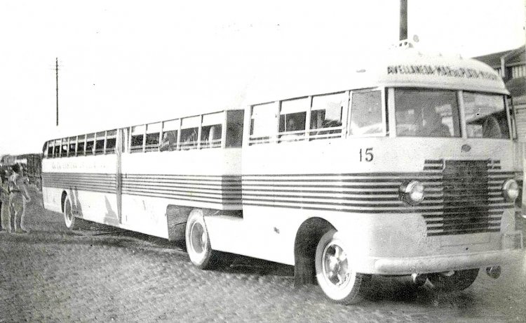 International - Decaroli Hnos - C.C. Costera Criolla 
Interno 15

Foto: Autor desconocido
Archivo: Osvaldo Abner
Gestión: Pablo Olguín
Palabras clave: Gamba / CCCC