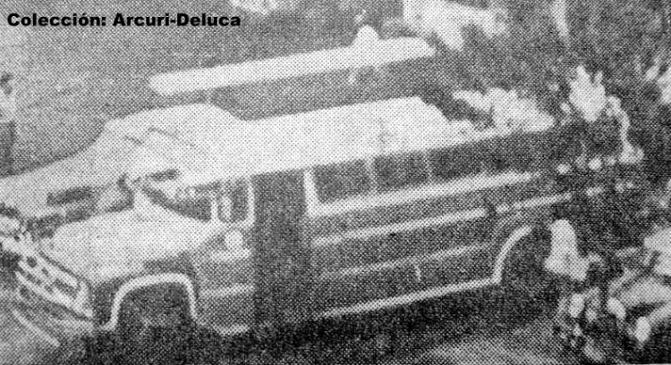 Ford B-600 - Mitre
Foto: Recorte de un períodico
Colección: Arcuri-Deluca
Palabras clave: Gamba / B600