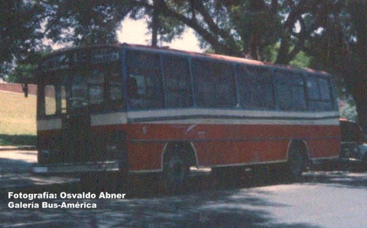 Mercedes-Benz OC 1214 - Supercar - Alberdi
Línea 49 - Interno 5

Fotografía: Osvaldo Abner
Gestión: Pablo Olguín
Palabras clave: Gamba / 49