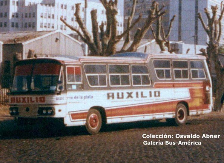 Mercedes-Benz O-140 - D.I.C. - Río De La Plata
Interno 221 - Auxilio

Archivo: Osvaldo Abner
Gestión: Pablo Olguín
Palabras clave: Gamba / Larga