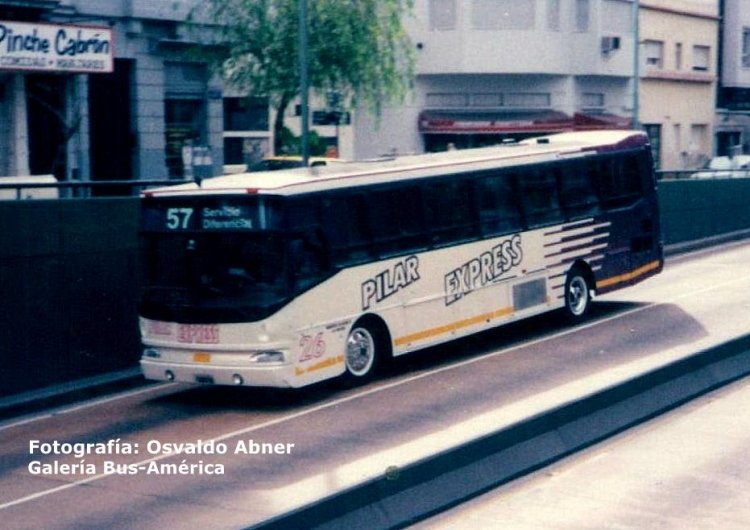 El Detalle OA 101 - El Detalle/Neocar - Atlántida 
Línea 57 - Interno 26

Fotografía: Osvaldo Abner
Gestión: Pablo Olguín
Palabras clave: Gamba / 57