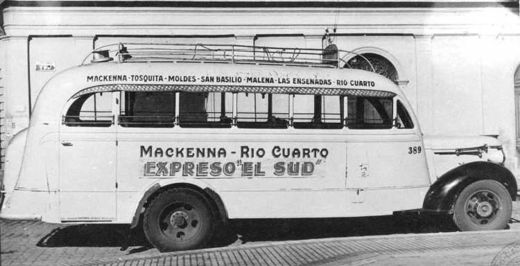 Chevrolet - Expreso Del Sud
Permiso provincial 389

Foto: Autor desconocido
Colección: Sergio Ruiz Díaz
Archivo: Osvaldo Abner
Gestión: Pablo Olguín
Palabras clave: Gamba / Sud