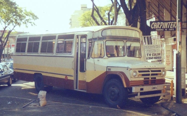 Dodge DP 600 - El Detalle - Particular
U 045678 - RFX 022

Fotografía: Osvaldo Abner
Gestión: Pablo Olguín

http://galeria.bus-america.com/displayimage.php?pos=-11968
Palabras clave: Gamba / Dodge