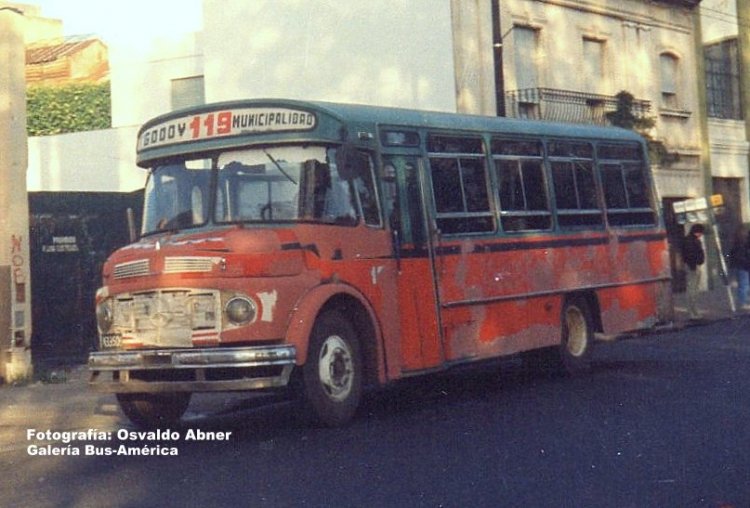 Mercedes-Benz LO 1114 - La Preferida - Zona Oeste
B 1433508
Línea 119

Fotografía: Osvaldo Abner
Gestión: Pablo Olguín
Palabras clave: Gamba / Rosario