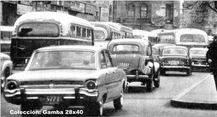 Mercedes-Benz L 312 - El Indio - Pedro De Mendoza
Plaza Miserere
Palabras clave: Gamba / Once