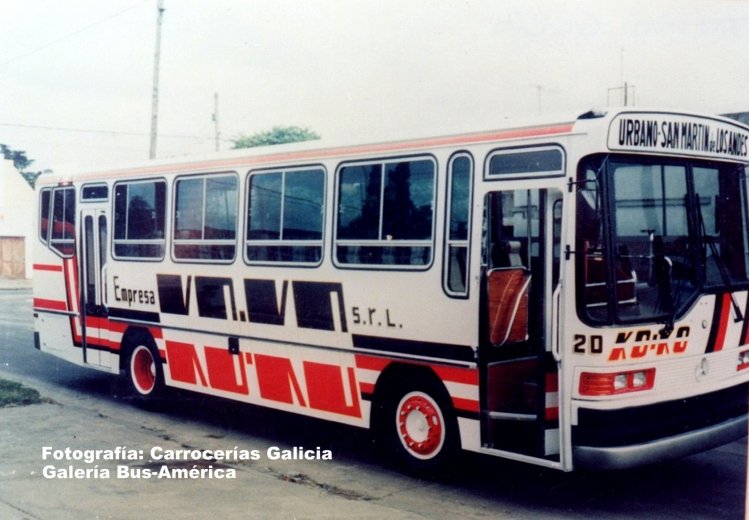 Mercedes-Benz OH 1315 - González - Ko-Ko
Línea Urbana de San Martín De Los Andes - Interno 20

Fotografía: Carrocerías Galicia
Archivo: Osvaldo Abner
Gestión: Pablo Olguín
Palabras clave: Gamba / Ko-Ko