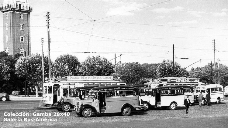 Chevrolet (G.M.C.) - Puletti - Línea 66
Línea 66
Imagen en Retiro
Varias líneas de colectivo y tranvías

Fotografía: Autor desconocido
Archivo: Mateo E Giordano
Colección: Gamba 28x40
Palabras clave: Gamba / 66