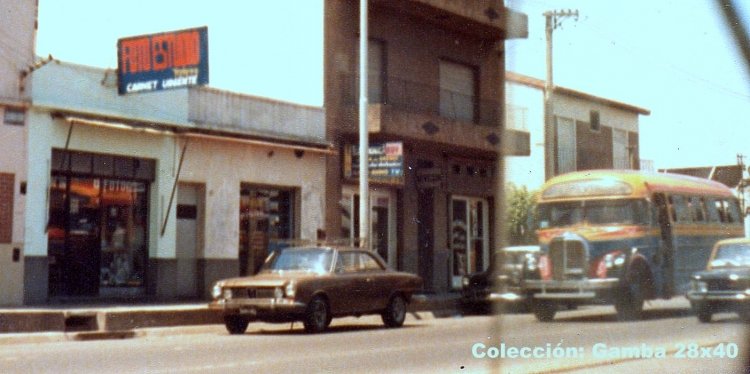 Mercedes-Benz LO 911 - Empresa Del Oeste
Regalo de fin de año para Cristian EDO

Archivo: Mateo E Giordano
Colección: Gamba 28x40
Palabras clave: Gamba / EDO