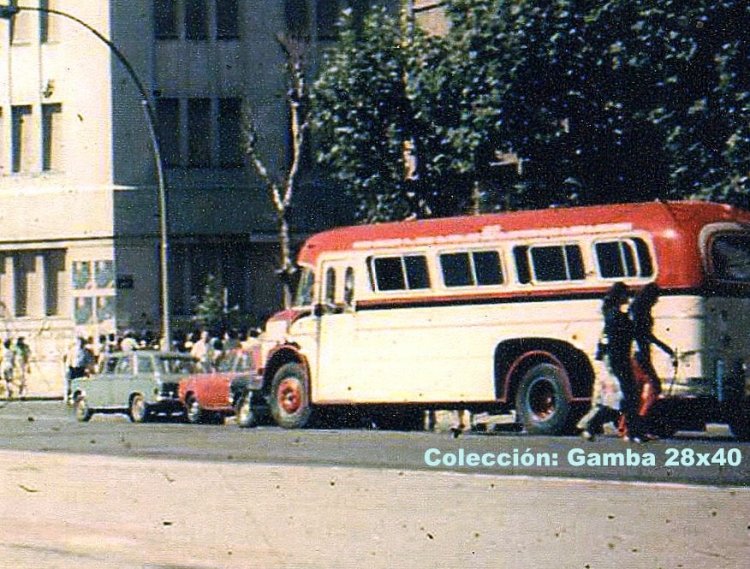 Mercedes-Benz LO 1112 - El Indio - La Nueva Era
Linea 93 - Interno 11

Archivo: Mateo E Giordano
Colección: Gamba 28x40
Palabras clave: Gamba / 93