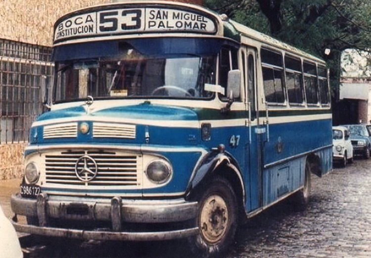 Mercedes-Benz LO 1114 - El Indio - Línea 213
C.986122
Línea 53 - Interno 47

Fotografo: Piñol
Archivo: C.E.A.P.
Palabras clave: Gamba / 53