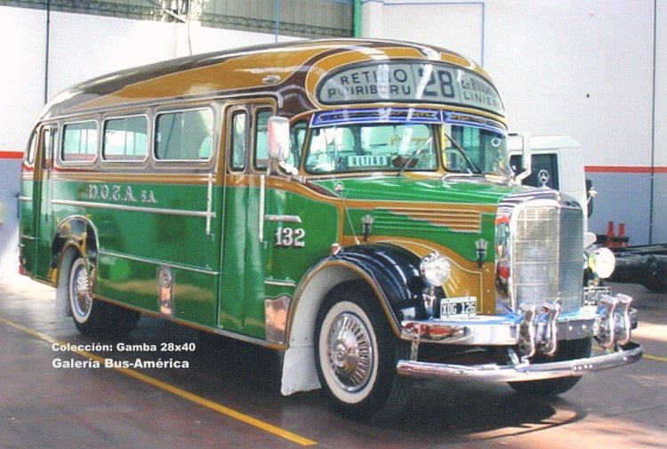 Mercedes-Benz LO 911 - La Favorita - D.O.T.A.
C 094866 - XDG 126
Línea 28 - Interno 132
Vehículo restaurado por la empresa

http://galeria.bus-america.com/displayimage.php?pos=-27004
http://galeria.bus-america.com/displayimage.php?pid=35868
http://galeria.bus-america.com/displayimage.php?pid=38715
http://galeria.bus-america.com/displayimage.php?pid=41142

Foto: Jorge
Colección: Gamba 28x40
Palabras clave: Gamba / 28