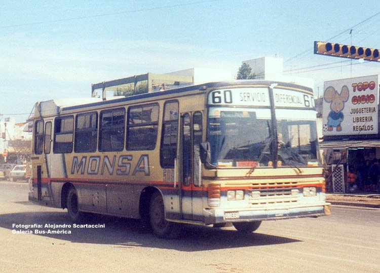 Mercedes-Benz O-170 - Cametal - M.O.N.S.A.
C 1080338
Línea 60 - Interno 508 [Servicio diferencial]

Fotografía: Alejandro Scartaccini
Colección: Pablo Olguín
Palabras clave: Gamba / 60