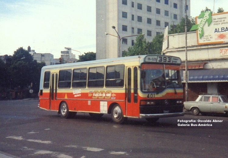 Mercedes-Benz OH 1314 - Supercar - Flecha De Oro
Línea 393 - Interno 401

Fotografía: Osvaldo Abner 
Gestión: Pablo Olguín
Palabras clave: Gamba / 393