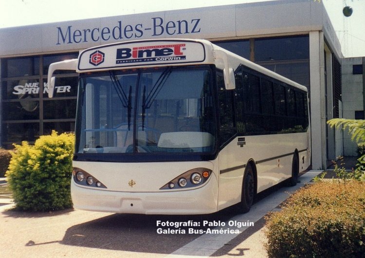 Mercedes-Benz OH 1115 - Bi-Met Corbus - Prototipo
Unidad prototipo, presentada por la firma Corwin

Fotografía: Pablo Olguín
Palabras clave: Gamba / Proto