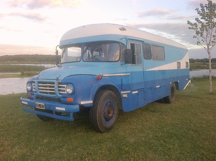 Bedford J6LZ1 - Alcorta - Particular
C 231643 - UXU 423

Imagen extraída de www.mercadolibre.com
Palabras clave: Gamba / MH