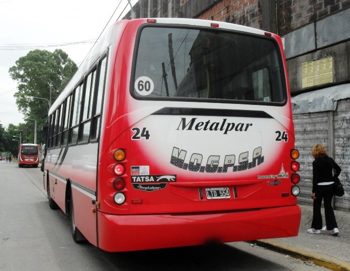 T.A.T.S.A. - Metalpar - M.O. General Pacheco
LTD 554
Linea 721 - Interno 24
Metalpar TATSA DEUTZ

http://galeria.bus-america.com/displayimage.php?pos=-22838
Palabras clave: Metalpar