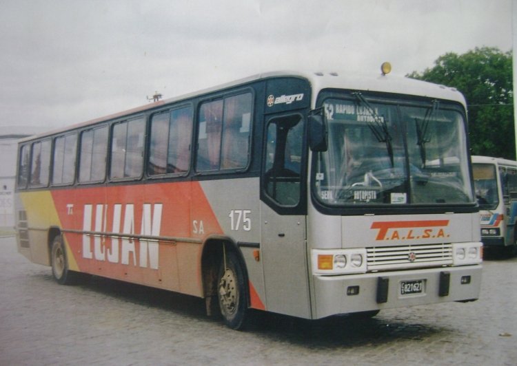 Mercedes-Benz OH 1420 - Marcopolo Allegro (en Argentina) - T.A.L.S.A.
C 1821621
El 175 de la 52, en mejores épocas, haciendo la espera en la terminal de Luján.
Foto cedida por el dueño del coche.
Palabras clave: LA LUJANERA