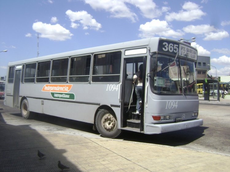 Mercedes-Benz OHL 1420 - BUS - Independencia Metropolitana
ATV 394
[url=http://galeria.bus-america.com/displayimage.php?pos=-27254]http://galeria.bus-america.com/displayimage.php?pos=-27254[/url]
[url=http://galeria.bus-america.com/displayimage.php?pos=-27255]http://galeria.bus-america.com/displayimage.php?pos=-27255[/url]

Línea 365 (Prov. Buenos Aires) - Interno 1094 [2008]
Ex línea 166 (Buenos Aires) - Interno 4 [Septiembre 1996 - Mayo de 2008]


Comienzos de la nueva línea 365 (Octubre de 2008) operada por La Nueva Metropol,
cuando era una gran muestra cromática de colores y carrocerías.
