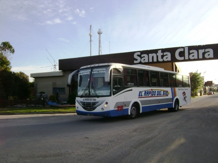 Mercedes-Benz OF 1722 - San Antonio - El Rápido del Sud
HVR 638
Linea xxx - Interno 218
Unidad de El Rápido del Sud, ¿al servicio de la ex Empresa San Martín?, saliendo de Santa Clara del Mar. Foto tomada el 01/05/2012.
