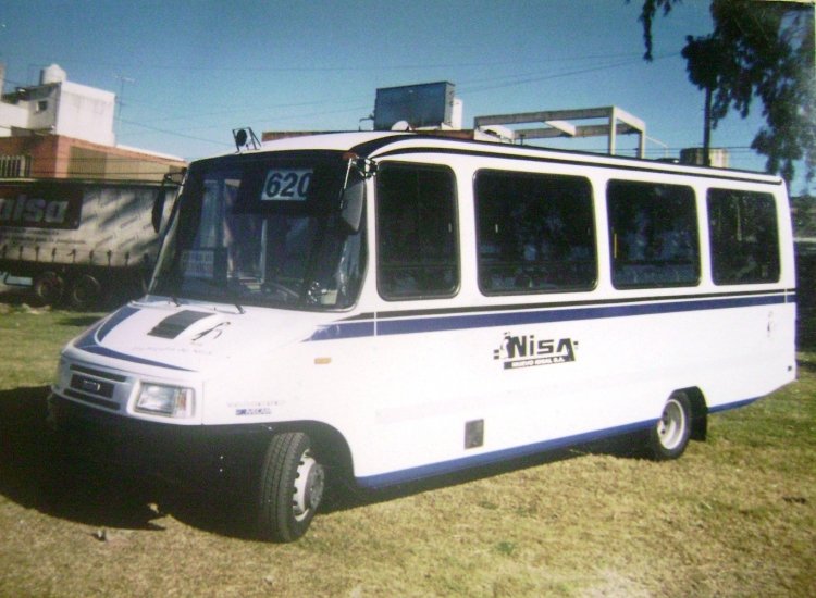 Iveco Turbo Daily - Tecno Porte - N.I.S.A.
DUY 274
Línea 620 - Interno 70
Para seguir con la temática chiquitines, uno de Iveco que 
trabajó en la linea 620.
