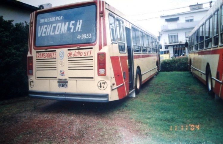 Mercedes-Benz OH 1621 - La Favorita - Transportes 9 de Julio
CGR 342
¿Línea 541? - Interno 47
Con casi 4 años de inactividad, se conservaba intacto este Favorita 
en Noviembre de 2004, a punto de ser vendido a la Línea 126.

http://galeria.bus-america.com/displayimage.php?pos=-28088
