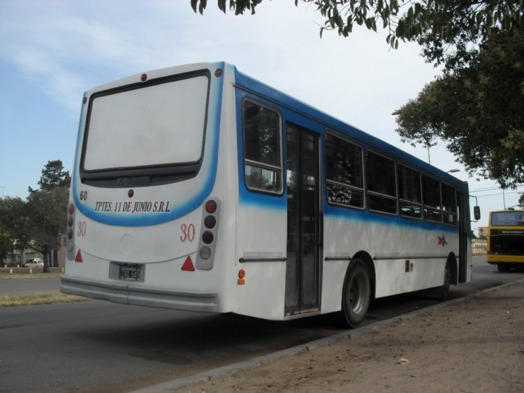 Mercedes-Benz OF 1418 - La Favorita - 11 De Junio
IXQ 649
Línea 503 - Interno 30

http://galeria.bus-america.com/displayimage.php?pid=29307
