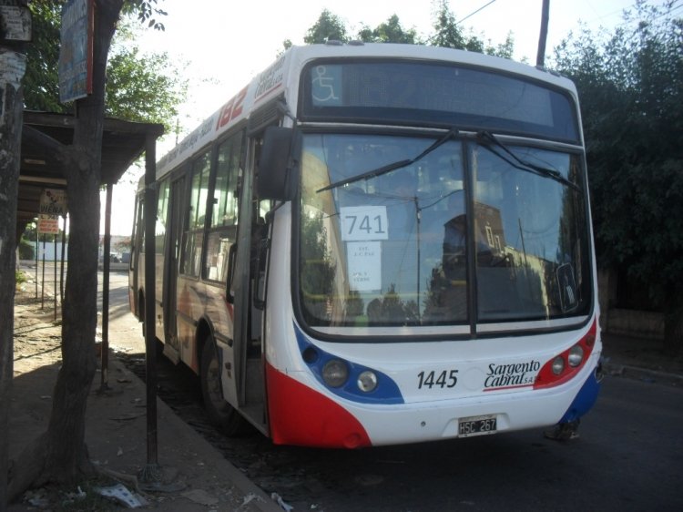 Mercedes-Benz OH 1315 L - Metalpar - Sargento Cabral
HSC 267
Línea 741 A - Interno 1445
Nueva Linea 741A, con unidades con cartelera 182. Esta es un ex 365, no?
Palabras clave: Linea 741 Sargento Cabral