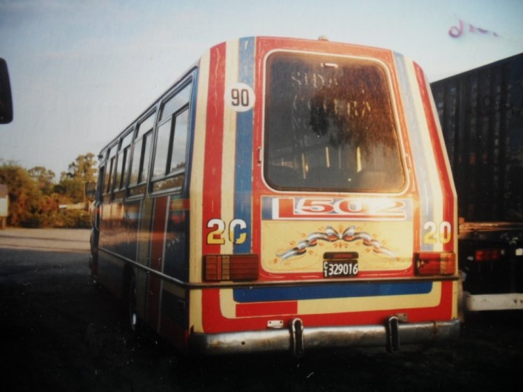 Mercedes-Benz 1114 - Fram - Linea 502, Cañuelas, año 2002
C 1329016

Culata del interno 20 de la Linea 502 S.A., de Cañuelas en el año 2002.
Ex línea L Bis (Santa Fe), interno ¿20?
