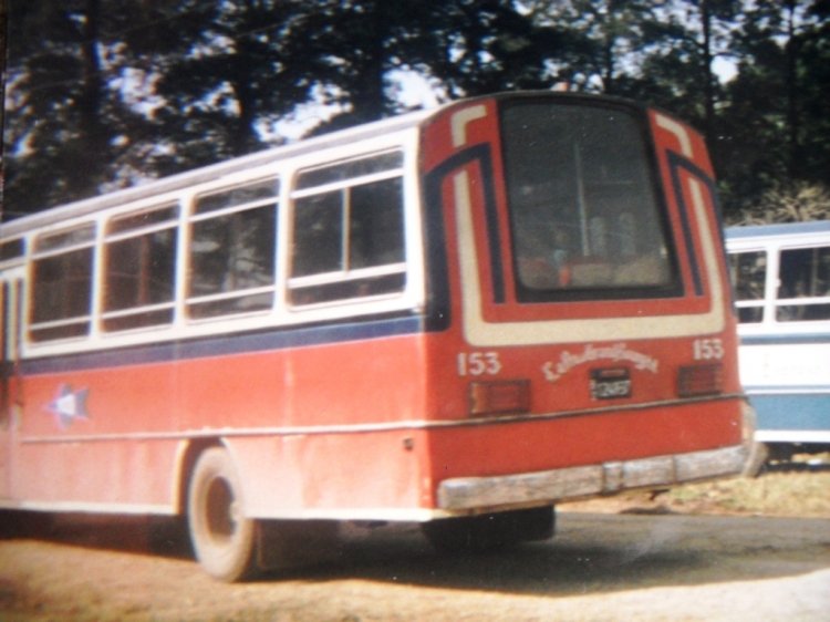 Merceds-Benz 1114 - Crovara - La Primera de Grand Bourg
 Linea 740 - Interno 153
 En el predio de la U.T.A. en Merlo.
 La foto la saque tirado desde el piso, porque en esa época aún me daba vergüenza!!!. Año 1995/1996
Palabras clave: Crovara La Primera de Grand Bourg