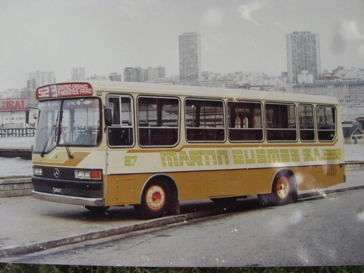 Martín Güemes Int.37 carrocería La Coruña
B.2470171
La Coruña sobre chasis MB OH1314, modelo 1992. 
Palabras clave: Martín Güemes 523 37 Mar del Plata