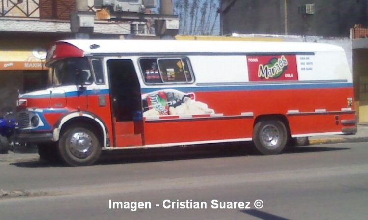 Mercedes Benz - A.L.A. - Furgon Multicargas
G0026907 - TZB518
Imagen - Cristian Suarez ©
Palabras clave: Cristian Suarez Cristian_EDO Mercedes Benz A.L.A.