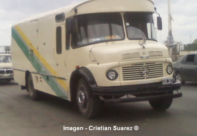 Mercedes-Benz LO 1114 - Ottaviano - Furgon Multicargas
C.1196706 - UUR367
Imagen - Cristian Suarez ©
Palabras clave: Cristian Suarez Cristian_EDO Mercedes Benz ALA Furgon Multicargas