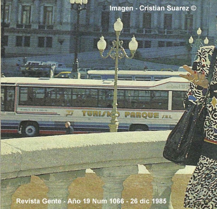 Mercedes-Benz OH 1419 - Cametal - Turismo Parque S.R.L.
C 1333896 - TBD 999
Interno 50
Imagen - Cristian Suarez ©
Revista Gente - Año 19 Num 1066 - 26 dic 1985
Palabras clave: Cristian Suarez Cristian_EDO Mercedes Benz Scania Nahuel III S