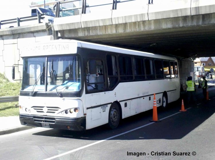 Volkswagen - Galicia - Gendarmeria Nacional
FKT777
Imagen - Cristian Suarez ©
Palabras clave: Cristian Suarez Cristian_EDO Volkswagen 17-210 Volksbus Galicia