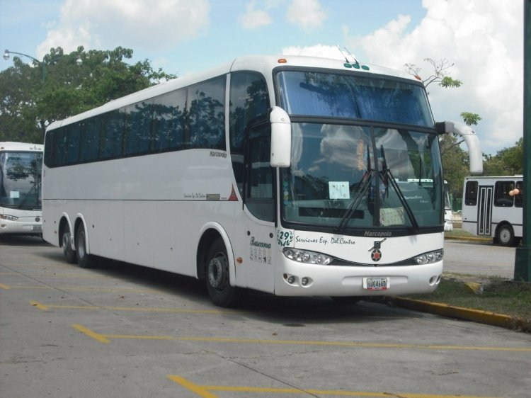 Volvo B12R I-Shift - Marcopolo Paradiso G6 1200 (en Venezuela) - Servicios Especiales del Centro 0029
A0046AD.
Fabricado en Colombia por Superpolo, y enviado CKD hasta Ureña, donde queda la planta de Intercar para terminar de ser ensamblado. Proyecto Interpolo. Operando para un Plan Vacacional.
Palabras clave: Marcopolo Paradiso 1200 Volvo
