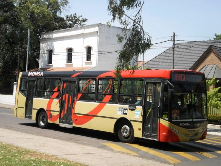 Mercedes-Benz OH-1618L-SB - Metalpar Iguazú - Monsa 6187
JTM-685
Un Monsa en "Tierra Madre". Tomada mientras estaba recorriendo los alrededores de Tigre de la mejor forma conocida: a pie (Argentina)
Palabras clave: Mercedes-Benz OH-1618L-SB Metalpar